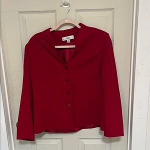 Elegant Red Blazer Le Suit 16p